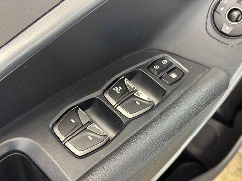 Used 2018 Hyundai Santa Fe Sport image 10