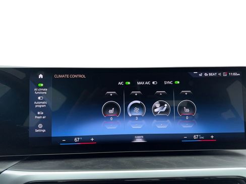 Used 2024 BMW 330i Sedan image 26