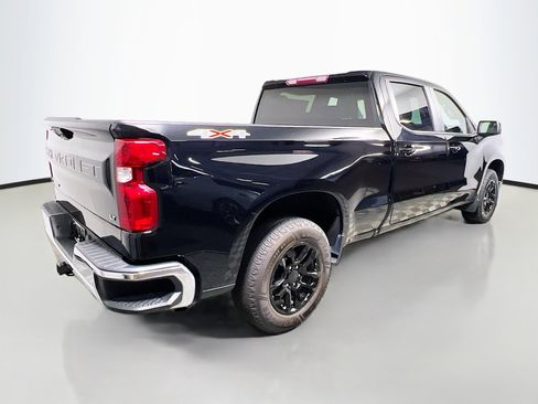 Used 2023 Chevrolet Silverado 1500 LT w/ Protection Package AWD/4WD image 4