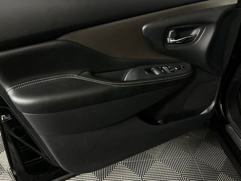 Used 2023 Nissan Murano SV image 30