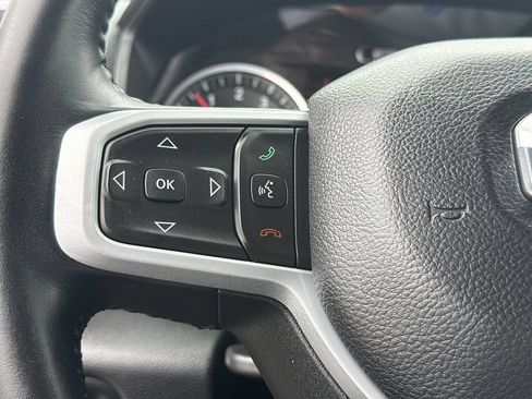 Used 2022 RAM 1500 Big Horn AWD/4WD image 18