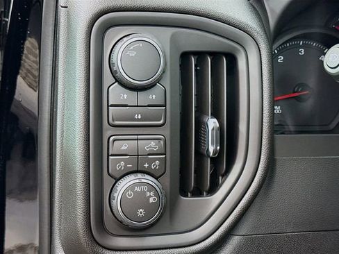 New 2026 Chevrolet Silverado 2500 Custom w/ Custom Value Package image 12