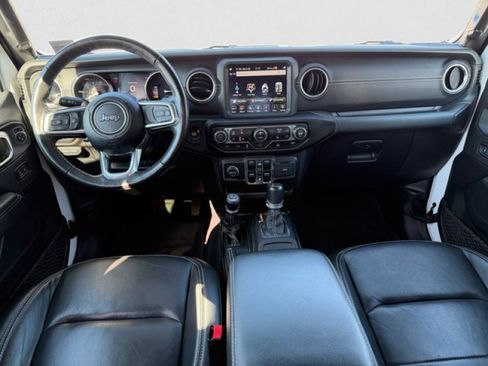 Used 2023 Jeep Wrangler Unlimited Sahara w/ Cold Weather Group AWD/4WD image 12