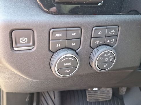 New 2026 Chevrolet Silverado 1500 LTZ w/ LTZ Premium Package image 22