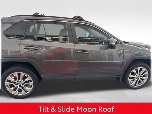 Used 2023 Toyota RAV4 XLE Premium FWD image 8
