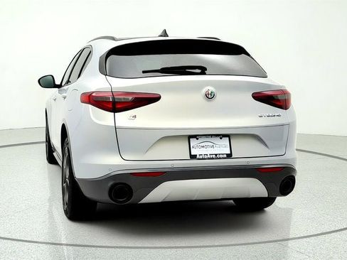 Used 2022 Alfa Romeo Stelvio Ti AWD/4WD image 6