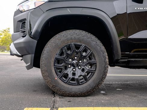New 2026 Chevrolet Colorado Trail Boss AWD/4WD image 10