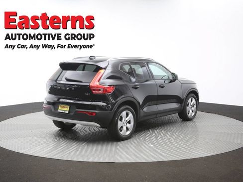 Used 2019 Volvo XC40 T5 Momentum AWD/4WD image 39