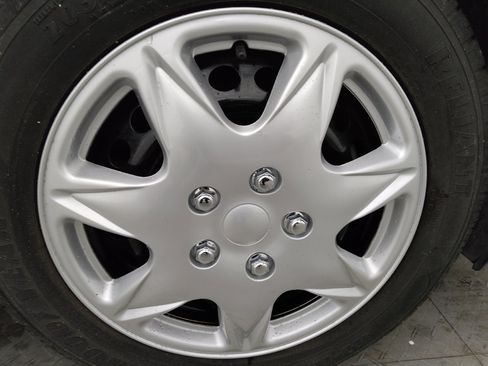 Used 2021 Nissan Sentra S FWD image 31