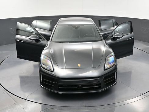 New 2026 Porsche Panamera image 32