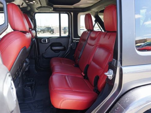 Used 2019 Jeep Wrangler Unlimited Rubicon image 20