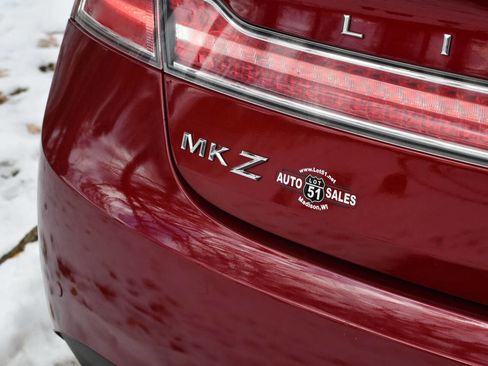 Used 2013 Lincoln MKZ image 7