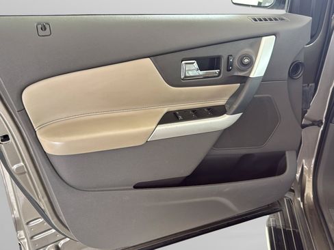 Used 2013 Ford Edge Limited FWD image 13