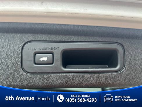Used 2025 Honda Odyssey Sport-L image 19