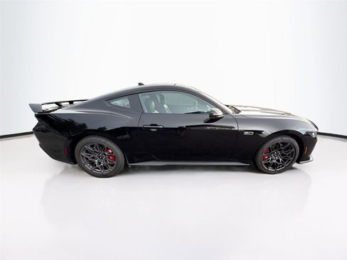 Used 2024 Ford Mustang GT Premium w/ GT Performance Package RWD image 6