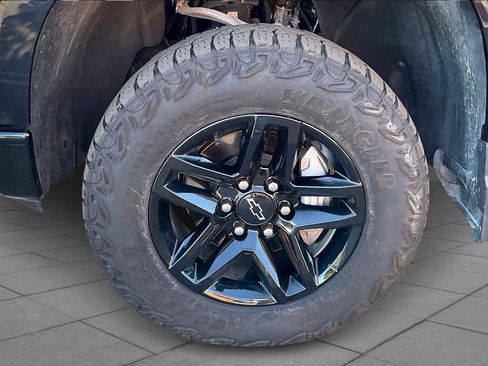 Used 2024 Chevrolet Silverado 1500 Custom Trail Boss image 9
