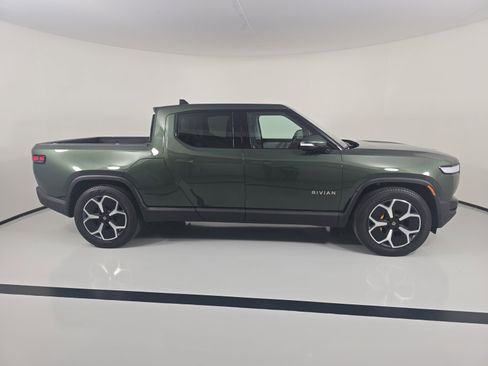 Used 2024 Rivian R1T Adventure AWD/4WD image 6