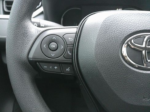 Used 2025 Toyota RAV4 LE image 20