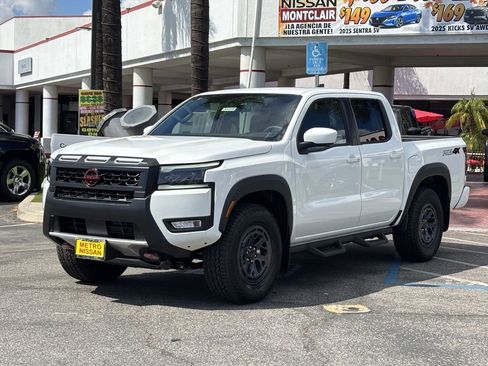 New 2026 Nissan Frontier PRO-4X w/ Pro-4x Convenience Package image 5