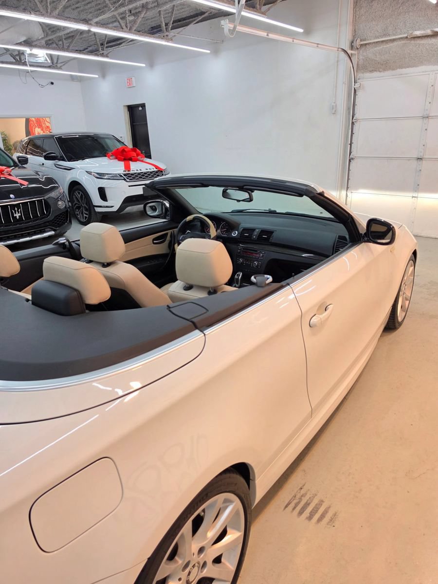 Used 2013 BMW 135i Convertible RWD image 13