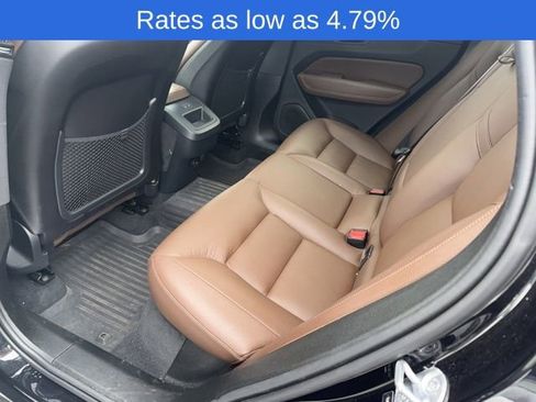 Certified 2024 Volvo XC60 B5 Plus w/ Protection Package Premier image 13