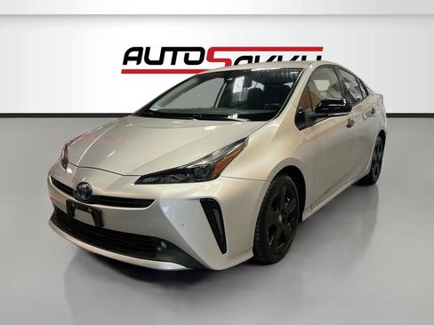 Used 2022 Toyota Prius FWD image 3