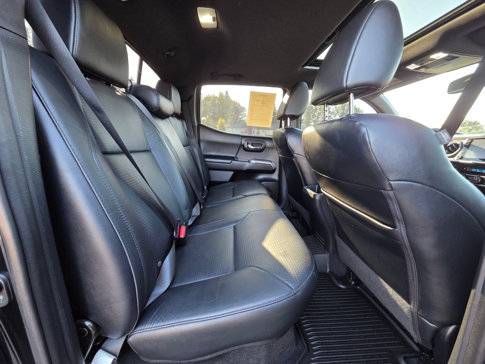 Used 2021 Toyota Tacoma Limited w/ Blackout Package (TMS) AWD/4WD image 28