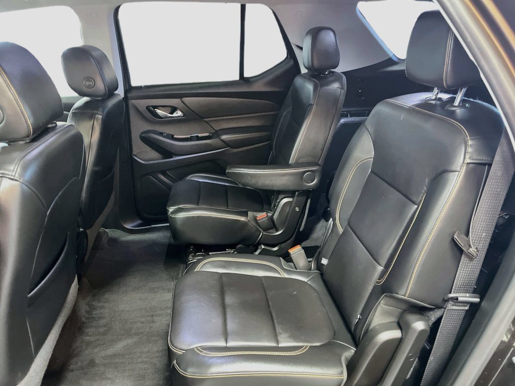 Used 2019 Chevrolet Traverse LT AWD/4WD image 24