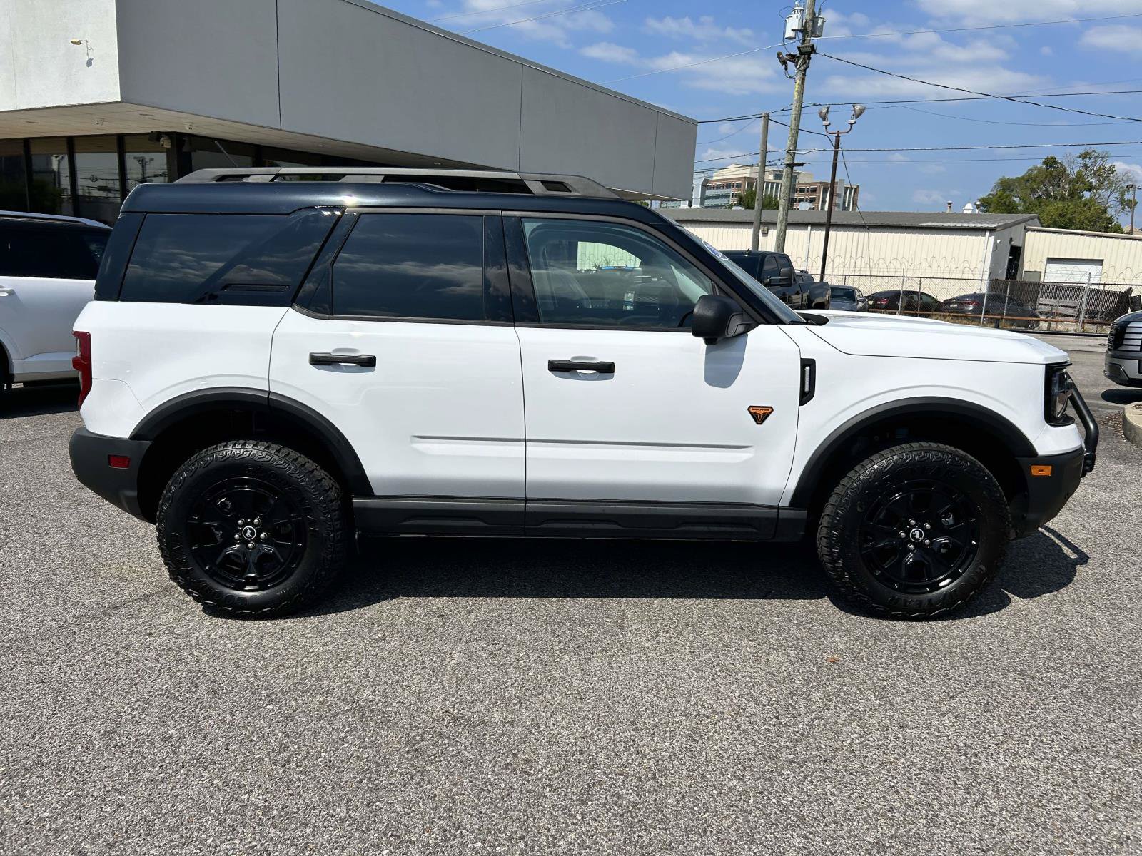 Used 2025 Ford Bronco Sport Badlands w/ Sasquatch Badlands Package AWD/4WD image 2
