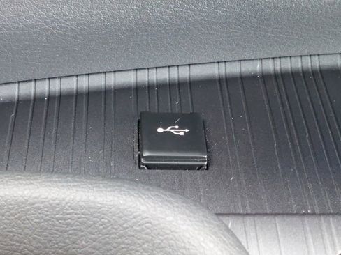 Used 2024 Toyota Sienna XSE w/ XSE Plus Package AWD/4WD image 30