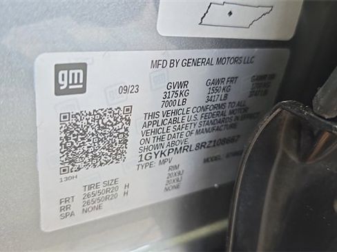 Used 2024 Cadillac Lyriq Tech w/ Driver Assist Package image 32