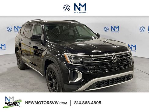 New 2026 Volkswagen Atlas Peak Edition image 7