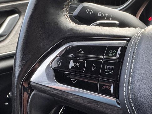 Used 2022 Jeep Grand Cherokee L Overland w/ Advanced Protech Group III image 28