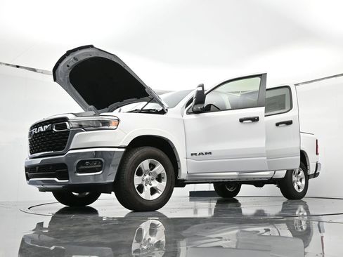 New 2025 RAM 1500 Big Horn AWD/4WD image 47