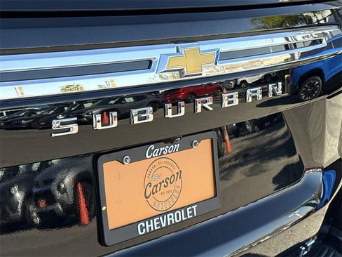 Used 2024 Chevrolet Suburban LT image 29