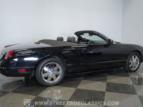 Used 2003 Ford Thunderbird image 13