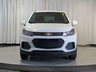 Used 2021 Chevrolet Trax LS w/ Tint and Cruise Package