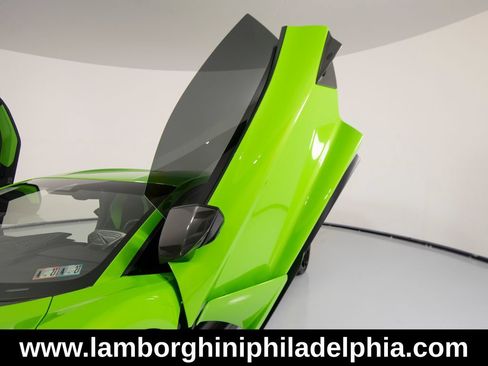 Used 2024 Lamborghini Revuelto AWD/4WD image 47