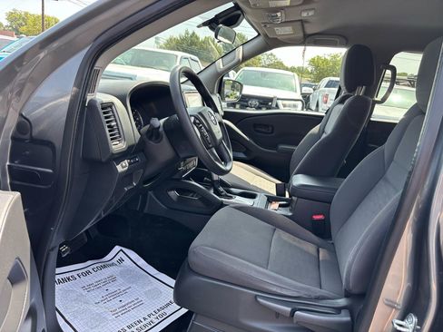 Used 2022 Nissan Frontier S w/ Technology Package AWD/4WD image 11