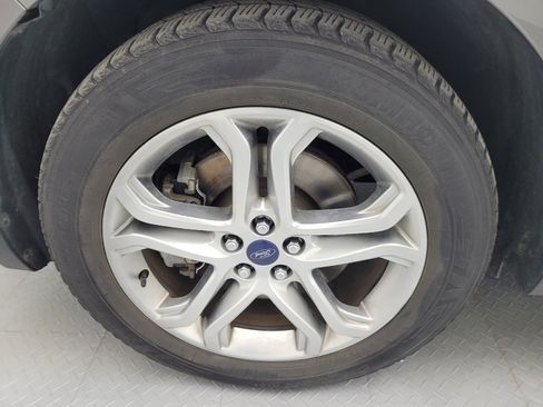 Used 2017 Ford Edge Titanium w/ Equipment Group 301A image 31