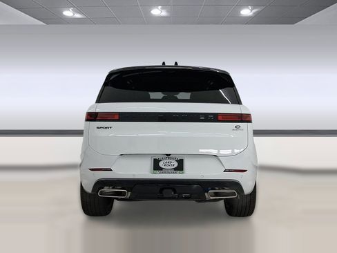 New 2026 Land Rover Range Rover Sport Dynamic SE image 10