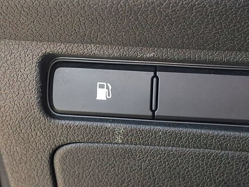 Used 2019 Kia Sorento AWD V6 image 23