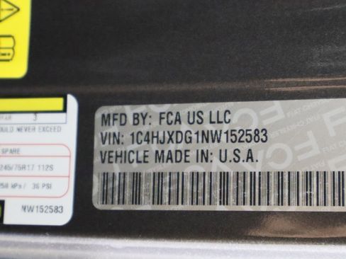 Used 2022 Jeep Wrangler Unlimited Sport w/ Sun And Sound Package image 40