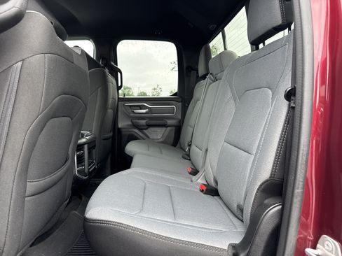 Used 2021 RAM 1500 Big Horn RWD image 28
