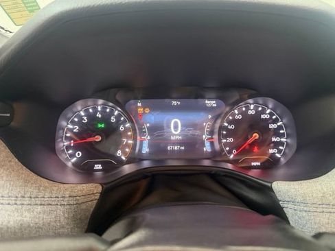 Used 2024 Jeep Compass Latitude AWD/4WD image 25