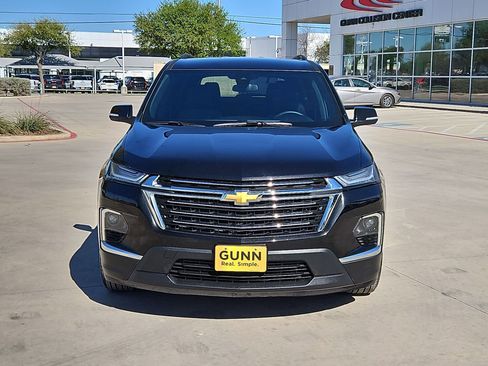 Certified 2023 Chevrolet Traverse LT image 8