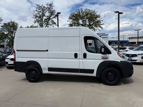 Used 2019 RAM ProMaster 1500 w/ Interior Convenience Group FWD image 3
