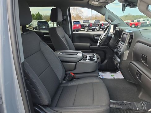 Certified 2024 Chevrolet Silverado 1500 Custom Trail Boss w/ Dark Appearance Package image 28