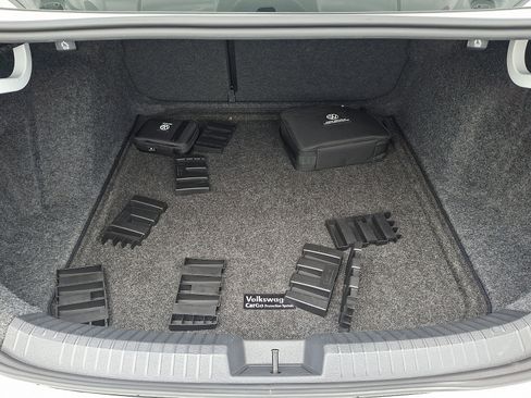 Certified 2024 Volkswagen Jetta SE FWD image 30