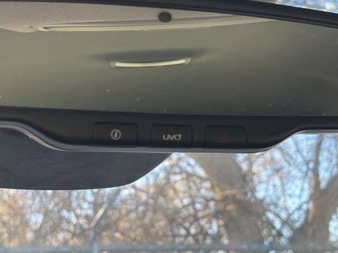 Used 2019 Kia Niro EX Premium image 21